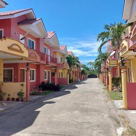 Villa Vacation Town House Near Mactan Cebu Airport Lapu-Lapu City Esterno foto