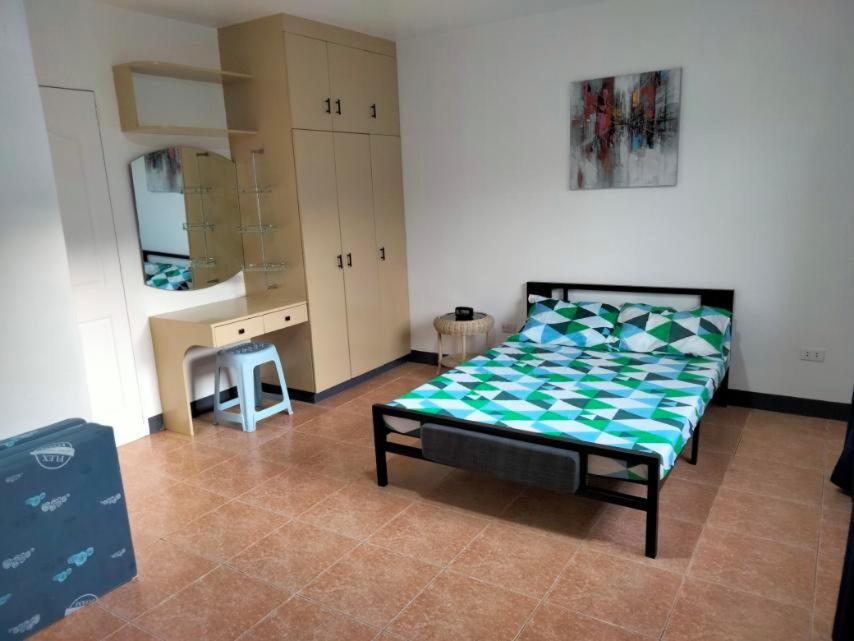 Villa Vacation Town House Near Mactan Cebu Airport Lapu-Lapu City Esterno foto